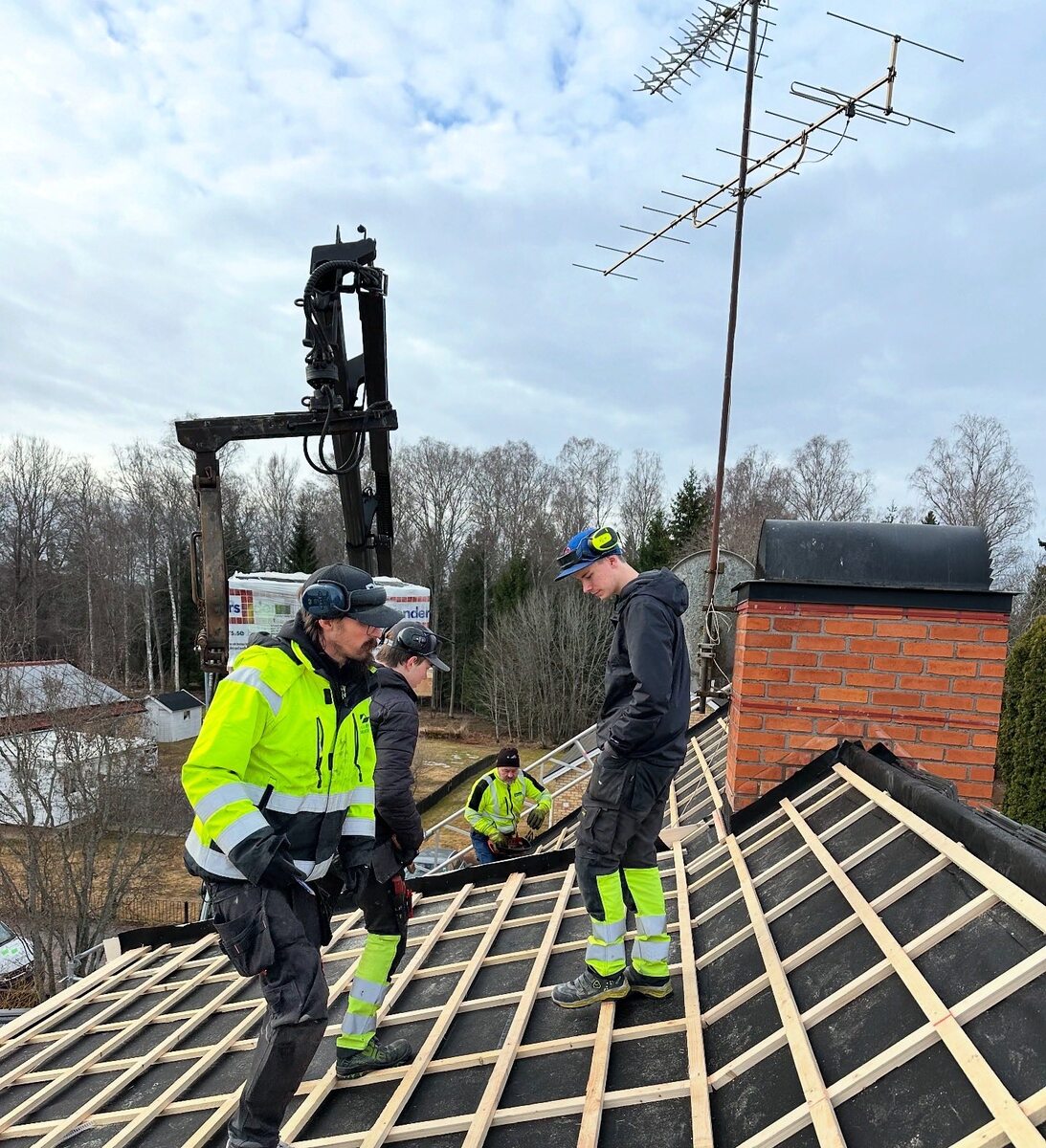 Företagsbild på Avesta Bygg & Montage – Ett snickeriföretag i Krylbo