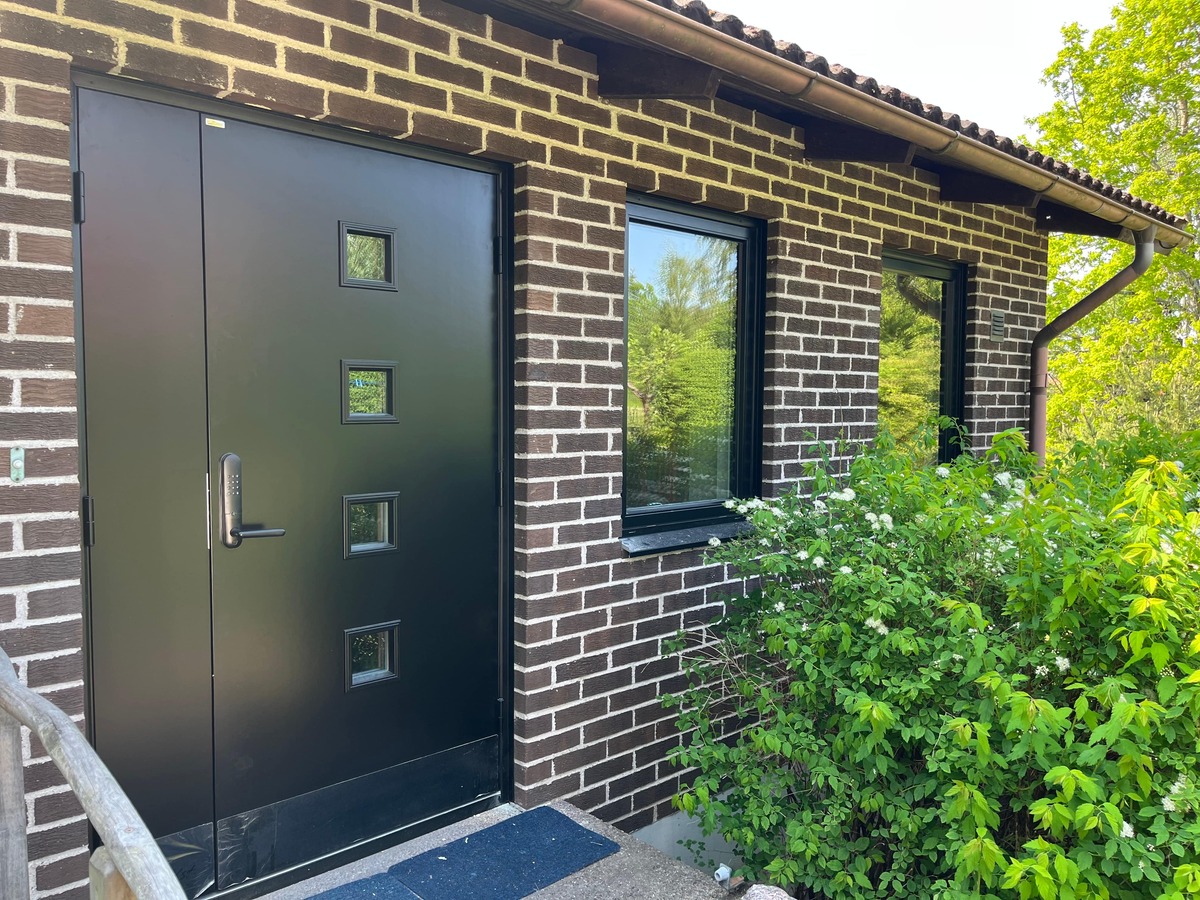 Företagsbild från Roslagsfönster