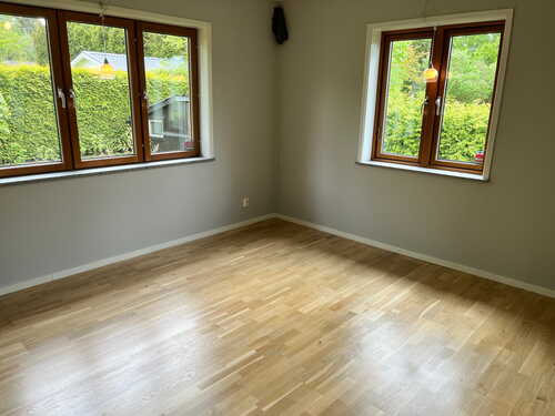 slipad och lackad parkett