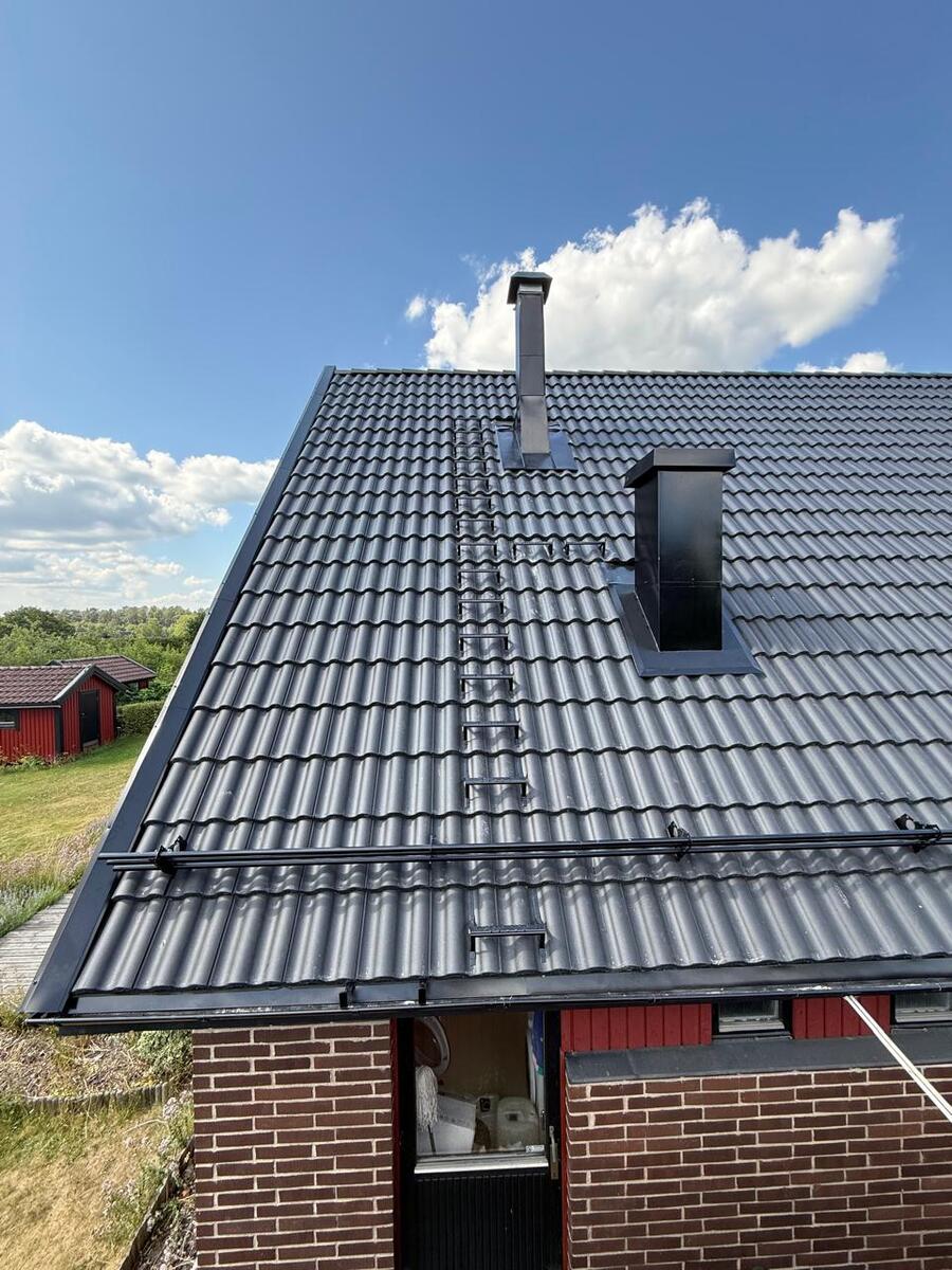 Bild på Skåne Fastighetsrenovering AB – takföretag & takläggare i Svedala (Skåne län)