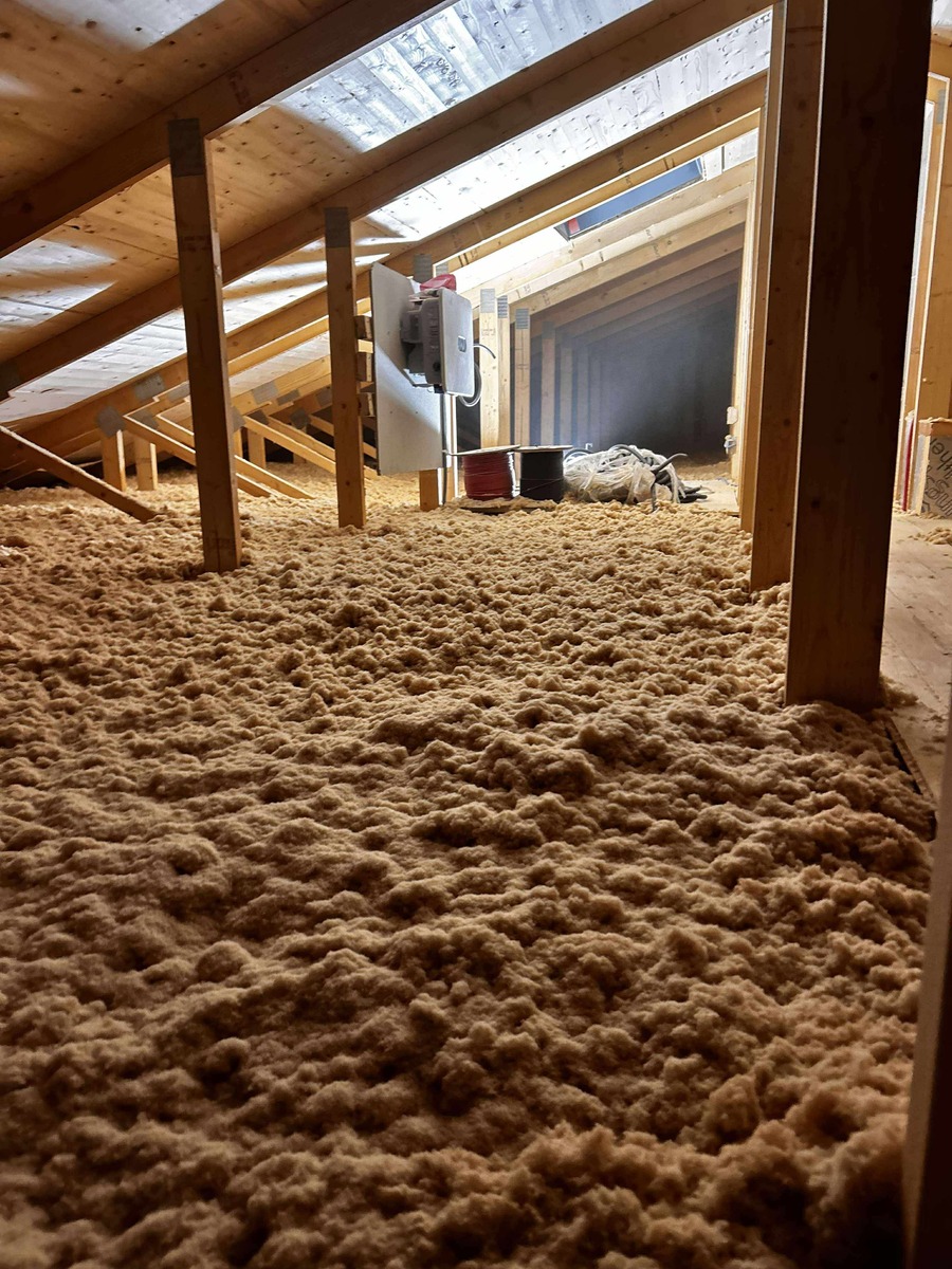 Vad är lösull – och varför används det för isolering?