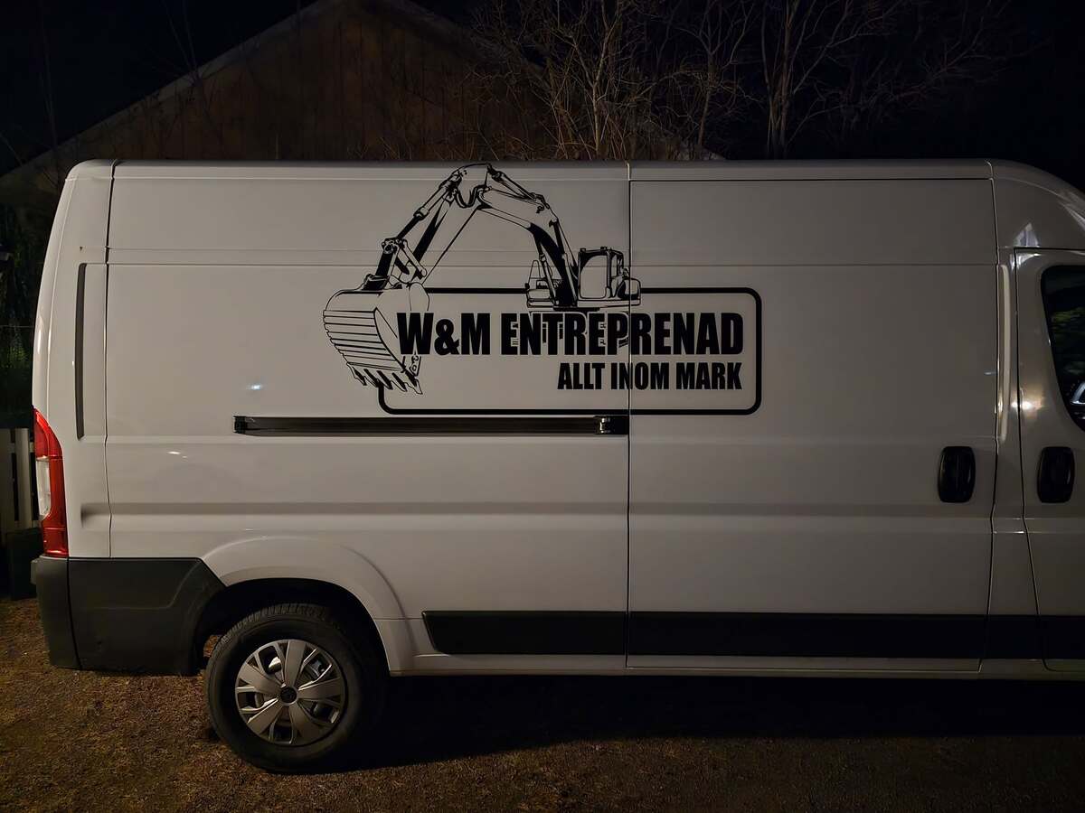 Företagsbild på Wigh & Mattfolk Entreprenad AB – En markarbetare i Gävleborgs län