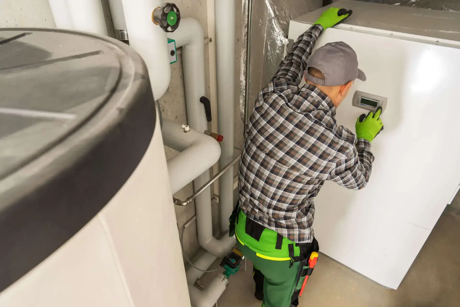 Bergvärmepump eller luftvattenvärmepump – vilket passar ditt hus? - Står du och väljer mellan bergvärmepump och luftvattenvärmepu...