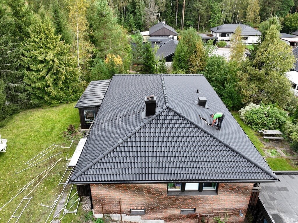 Företagsbild på Husdesign Gruppen Sverige – Ett takföretag i Västmanlands län 2026