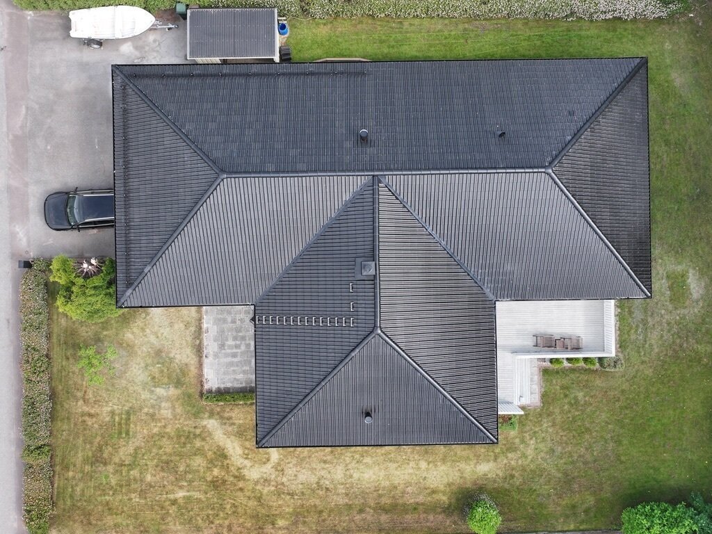 Företagsbild på Husdesign Gruppen Sverige – Ett takföretag i Hallstahammar