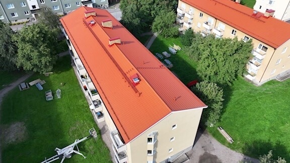 Företagsbild på Husdesign Gruppen Sverige – Ett takföretag i Hallstahammar