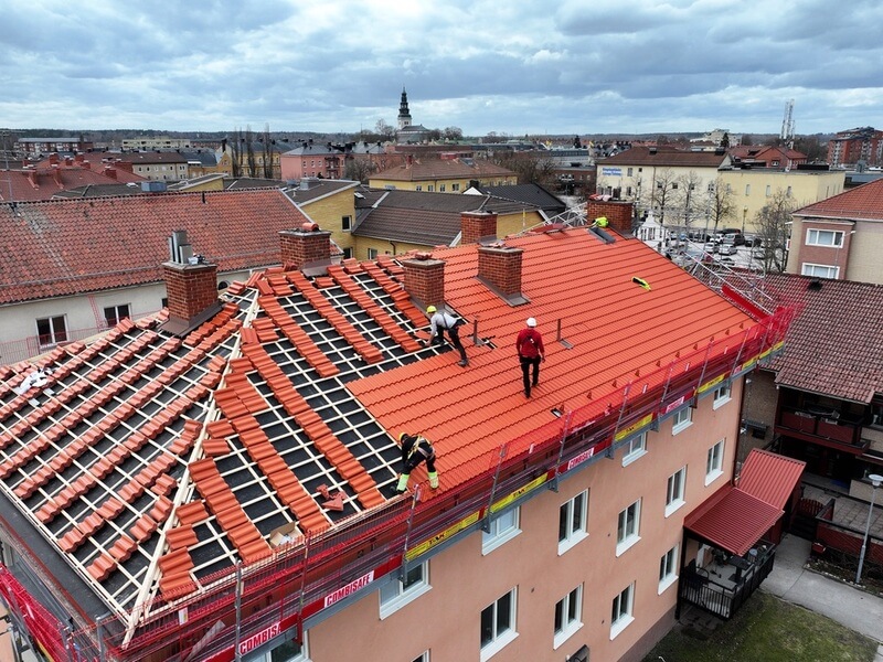 pågående takbyte i surahammar