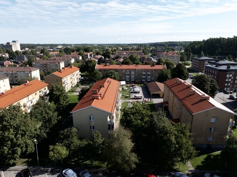 vybild på rött tegeltak
