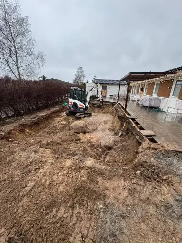 Poolbygge
