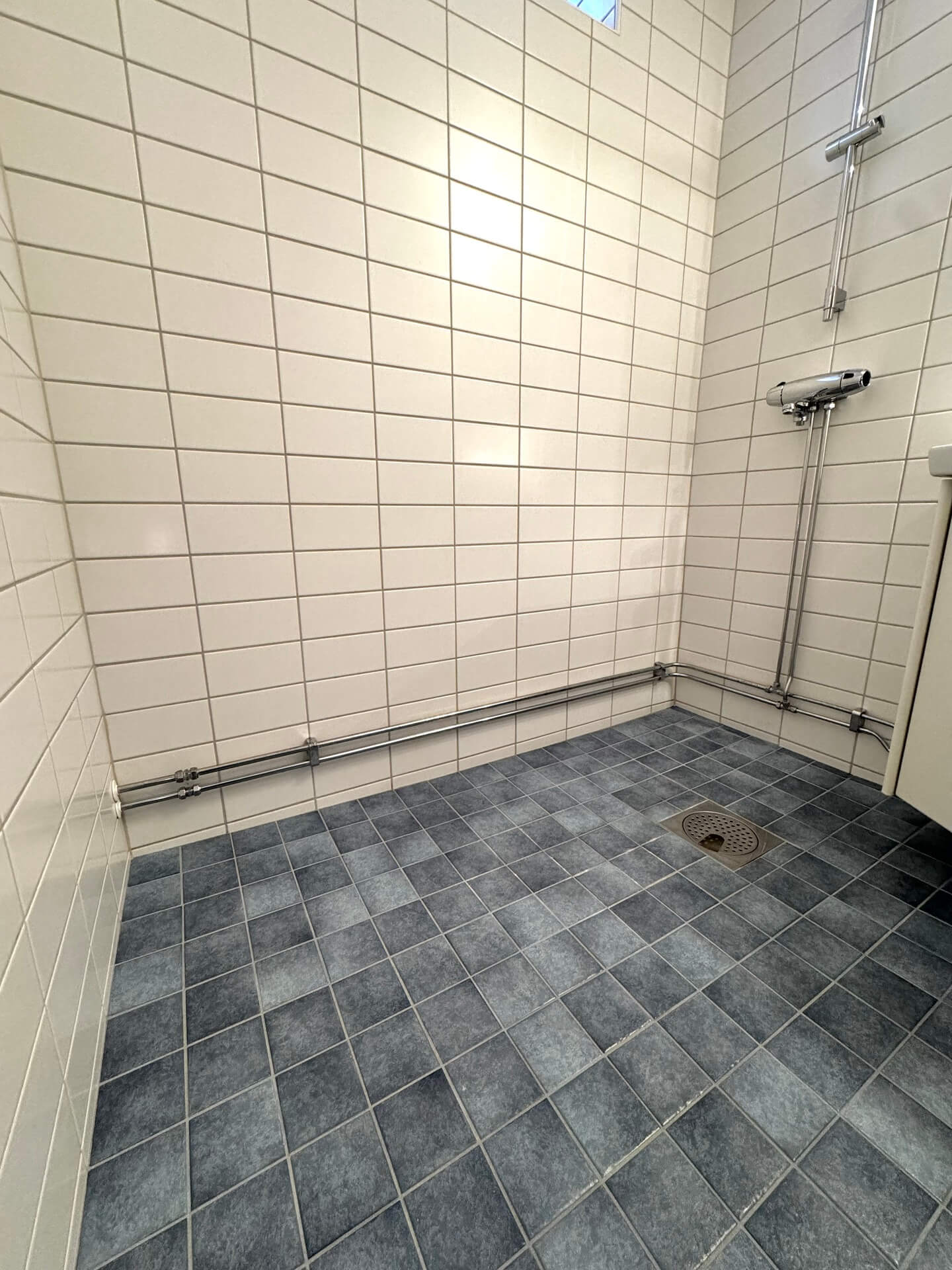 Företagsbild på Nanovia Badrumsvård – Ett badrumsföretag i Bjursås