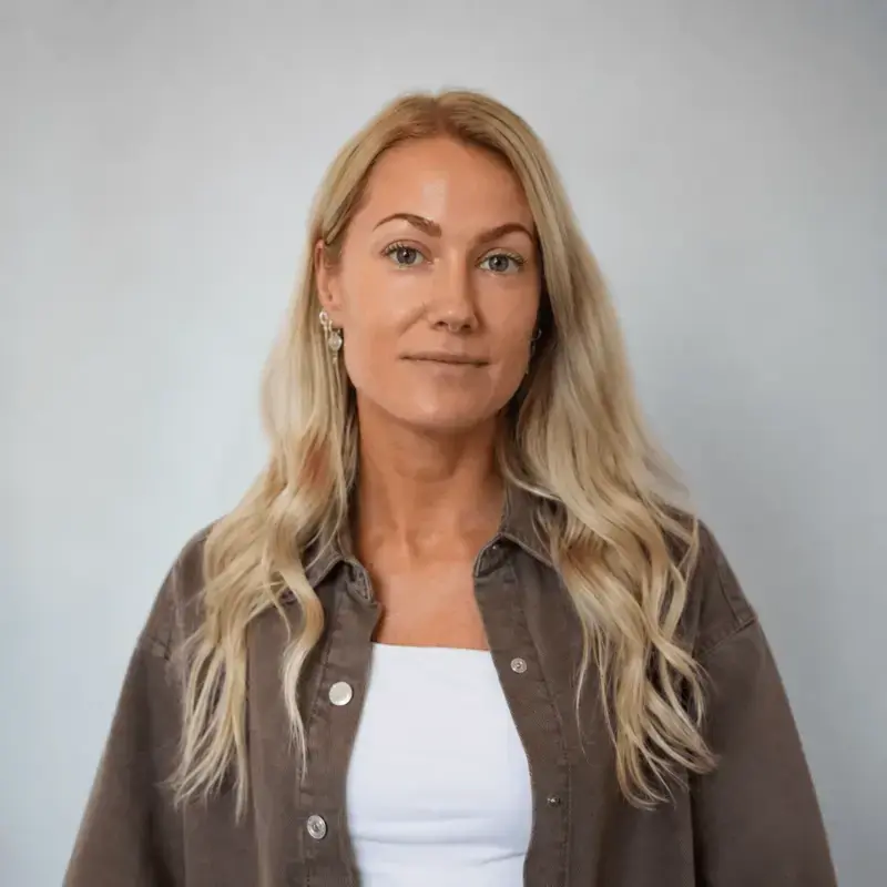 Li Nyberg jobbar på Smartproduktion och Alla Målare