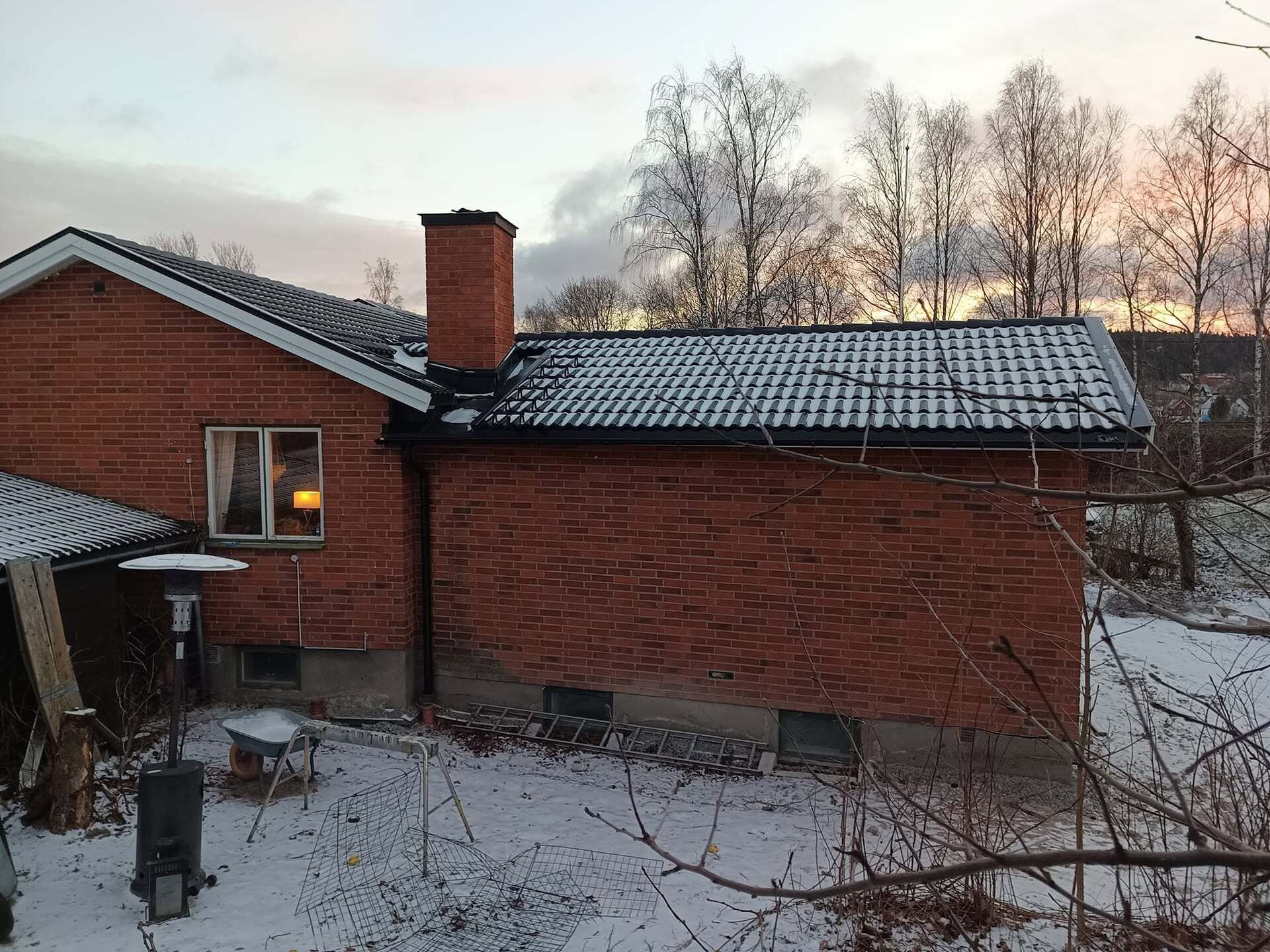Företagsbild på Ludvika Tak & Byggnadsplåt – takläggare i Dalarnas län