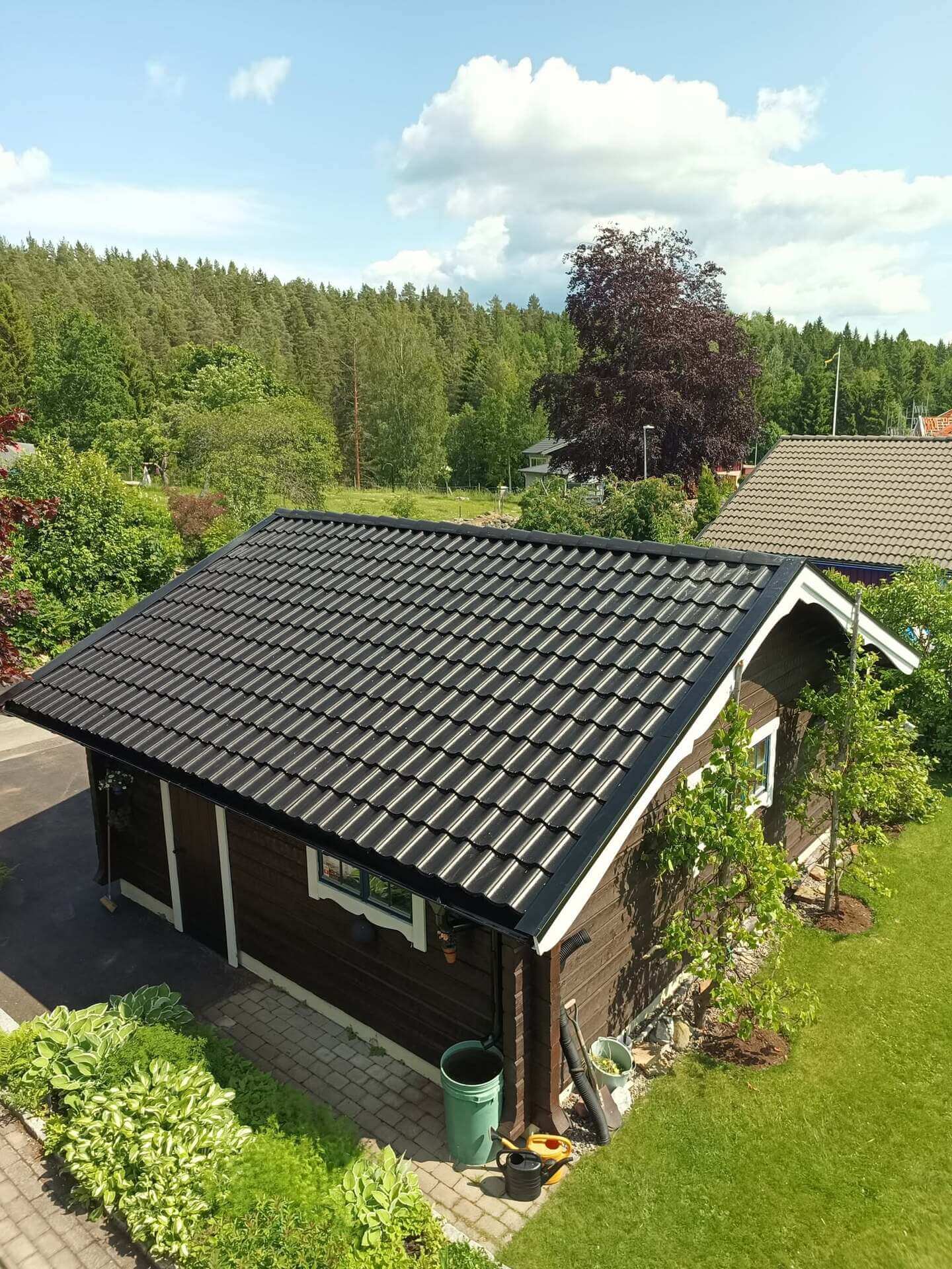 Bild på Ludvika Tak & Byggnadsplåt – takföretag & takläggare i Ludvika (Dalarnas län)