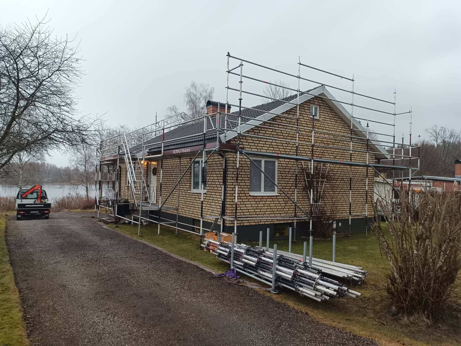 Företagsbild på Ludvika Tak & Byggnadsplåt – En takläggare i Dalarnas län