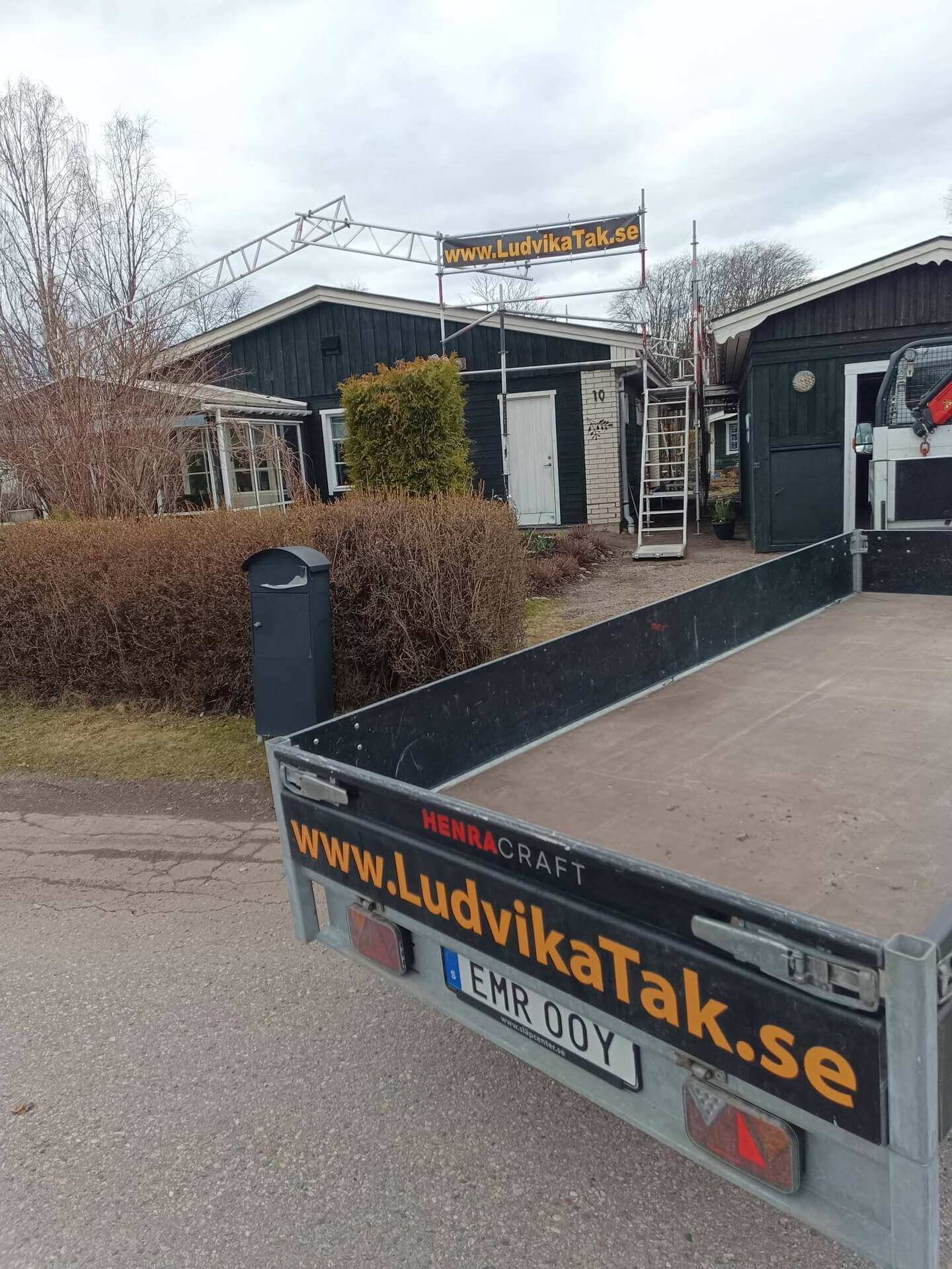 Företagsbild på Ludvika Tak & Byggnadsplåt – En takläggare i Dalarnas län