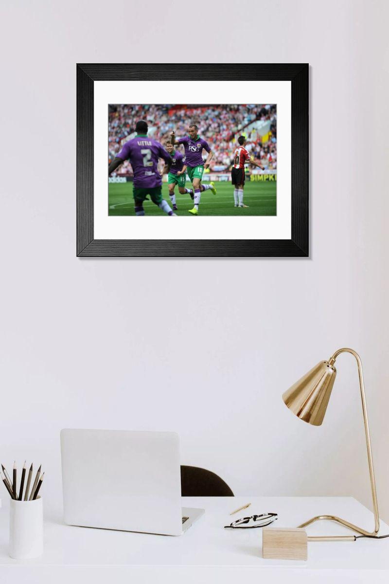 Shown hanging in a room: Modern 14"x12" (36x31cm)