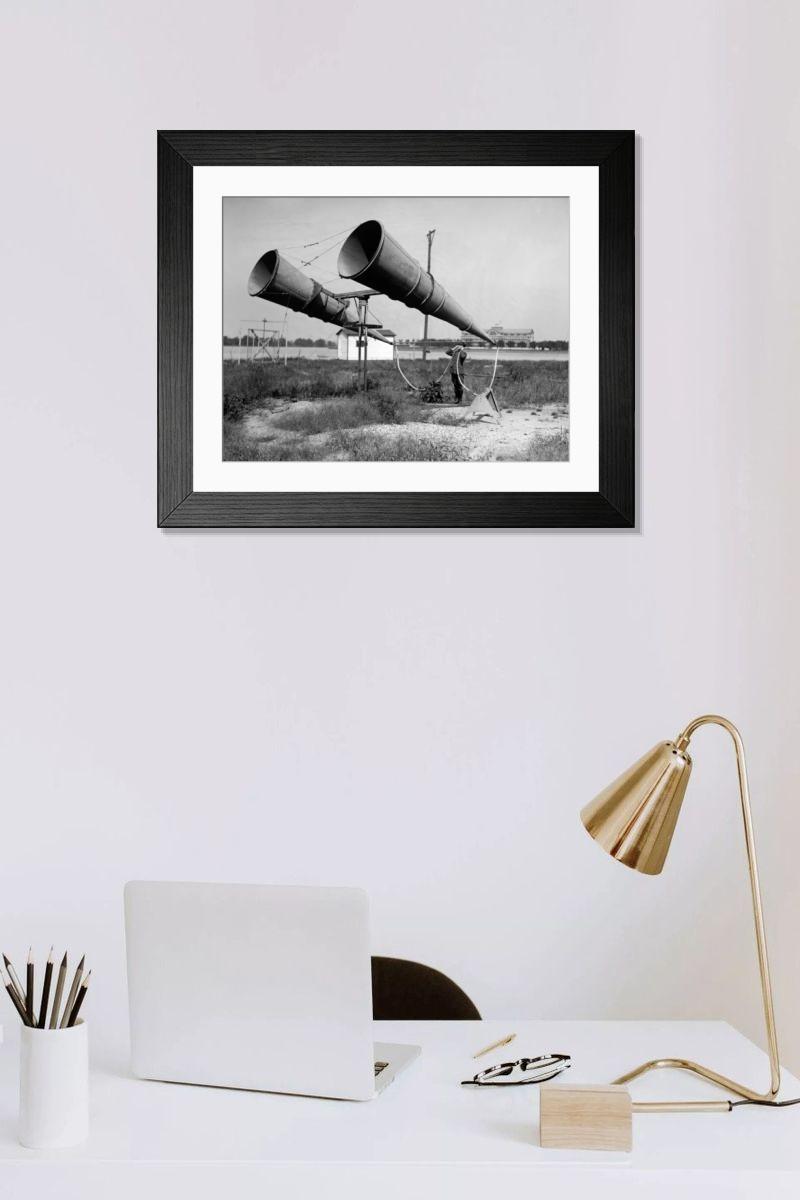 Shown hanging in a room: Modern 14"x12" (36x31cm)