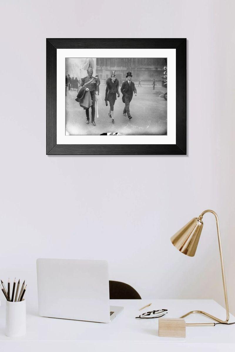 Shown hanging in a room: Modern 14"x12" (36x31cm)
