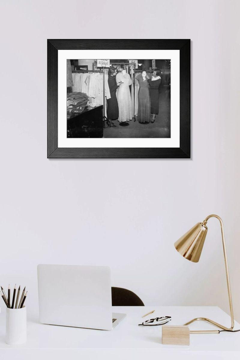 Shown hanging in a room: Modern 14"x12" (36x31cm)