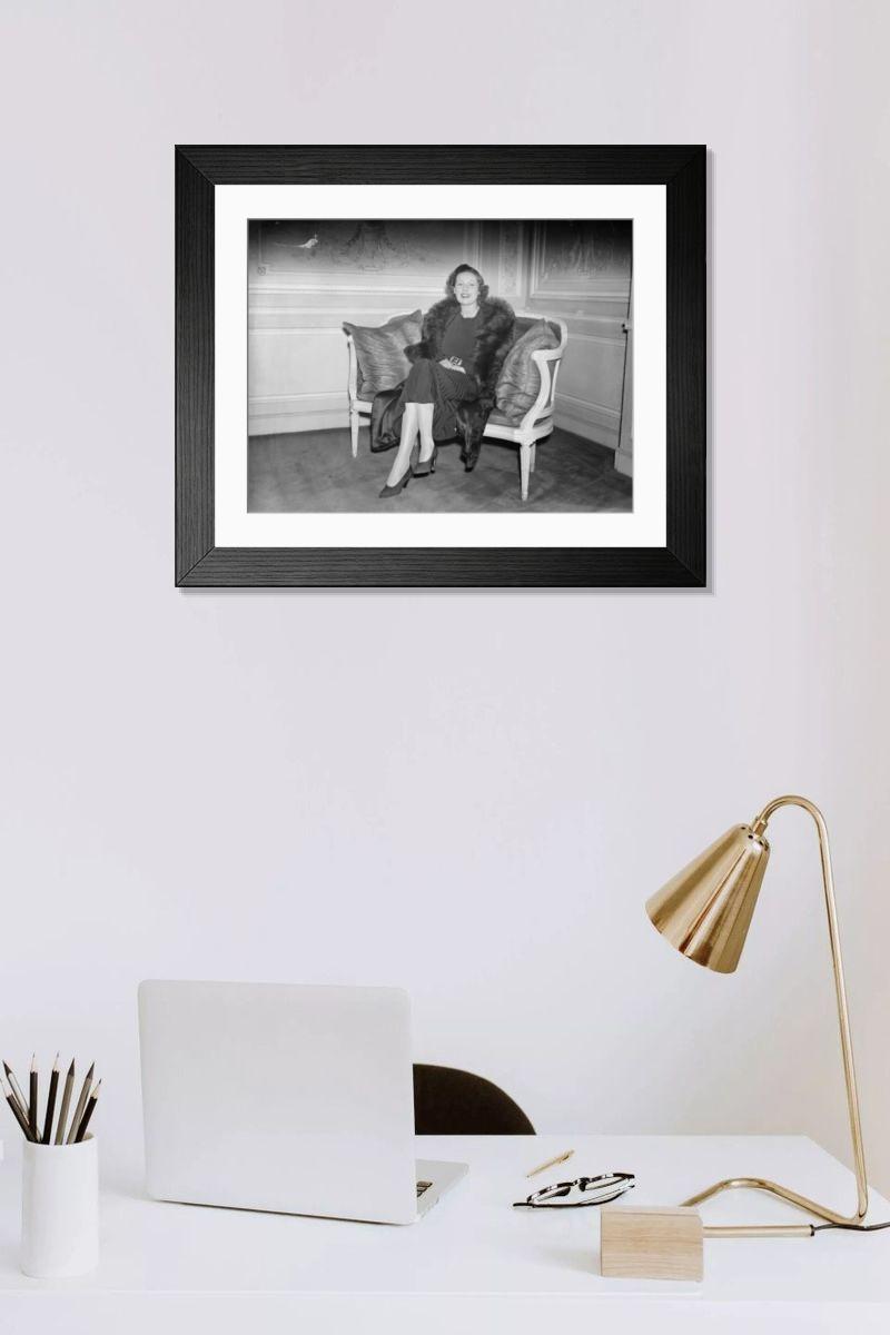 Shown hanging in a room: Modern 14"x12" (36x31cm)