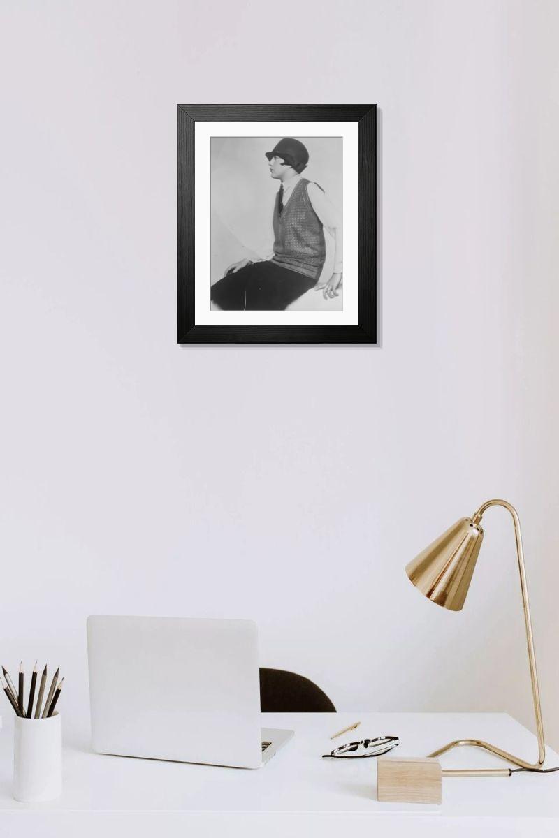 Shown hanging in a room: Modern 14"x12" (36x31cm)