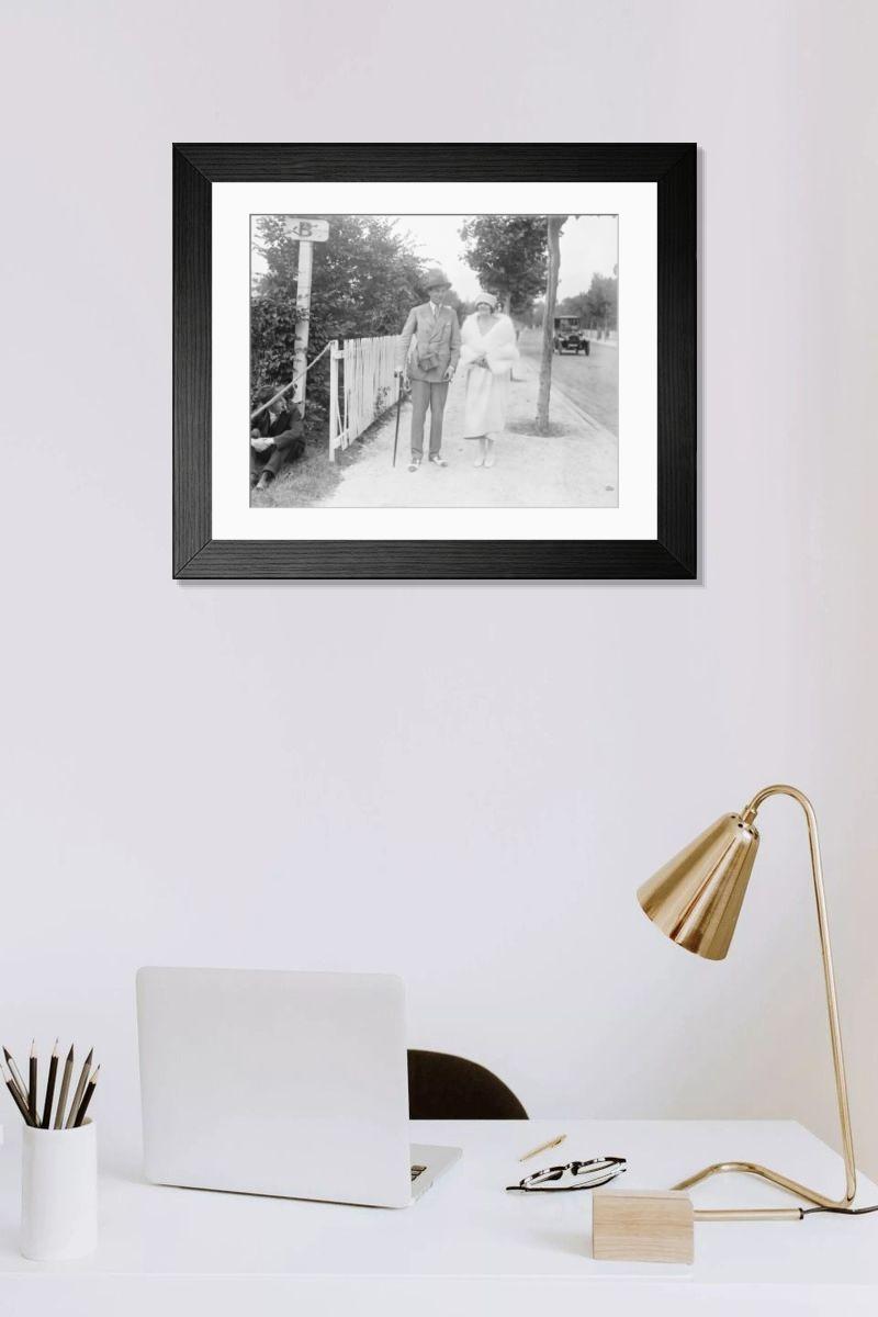 Shown hanging in a room: Modern 14"x12" (36x31cm)