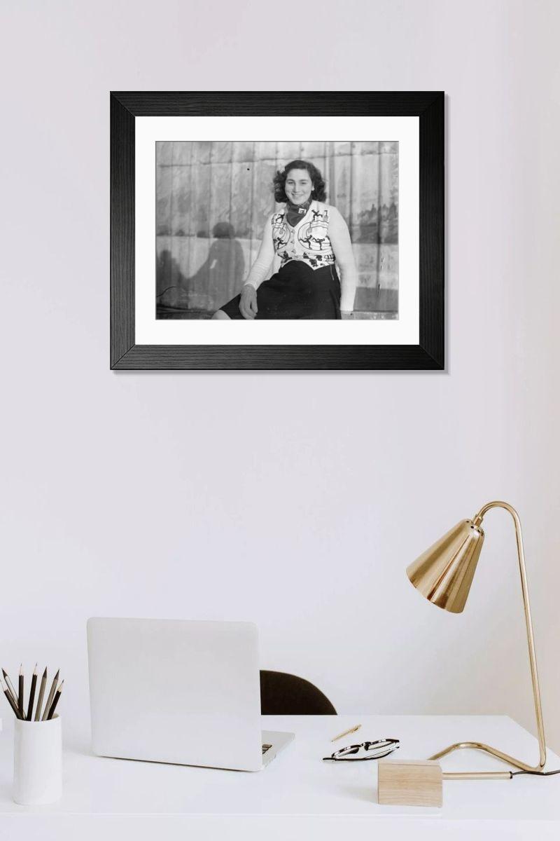 Shown hanging in a room: Modern 14"x12" (36x31cm)