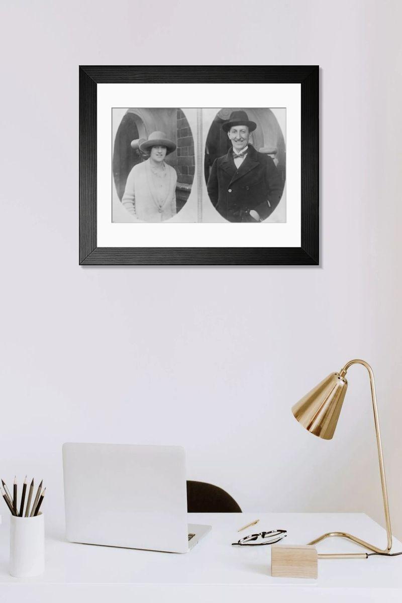 Shown hanging in a room: Modern 14"x12" (36x31cm)