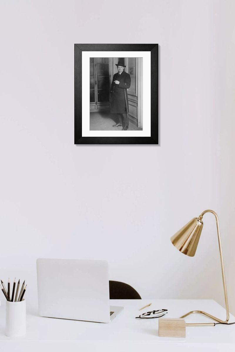 Shown hanging in a room: Modern 14"x12" (36x31cm)