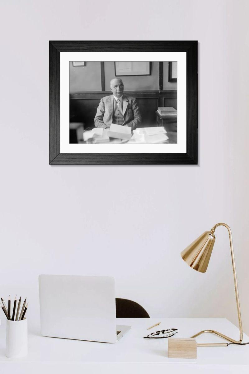 Shown hanging in a room: Modern 14"x12" (36x31cm)
