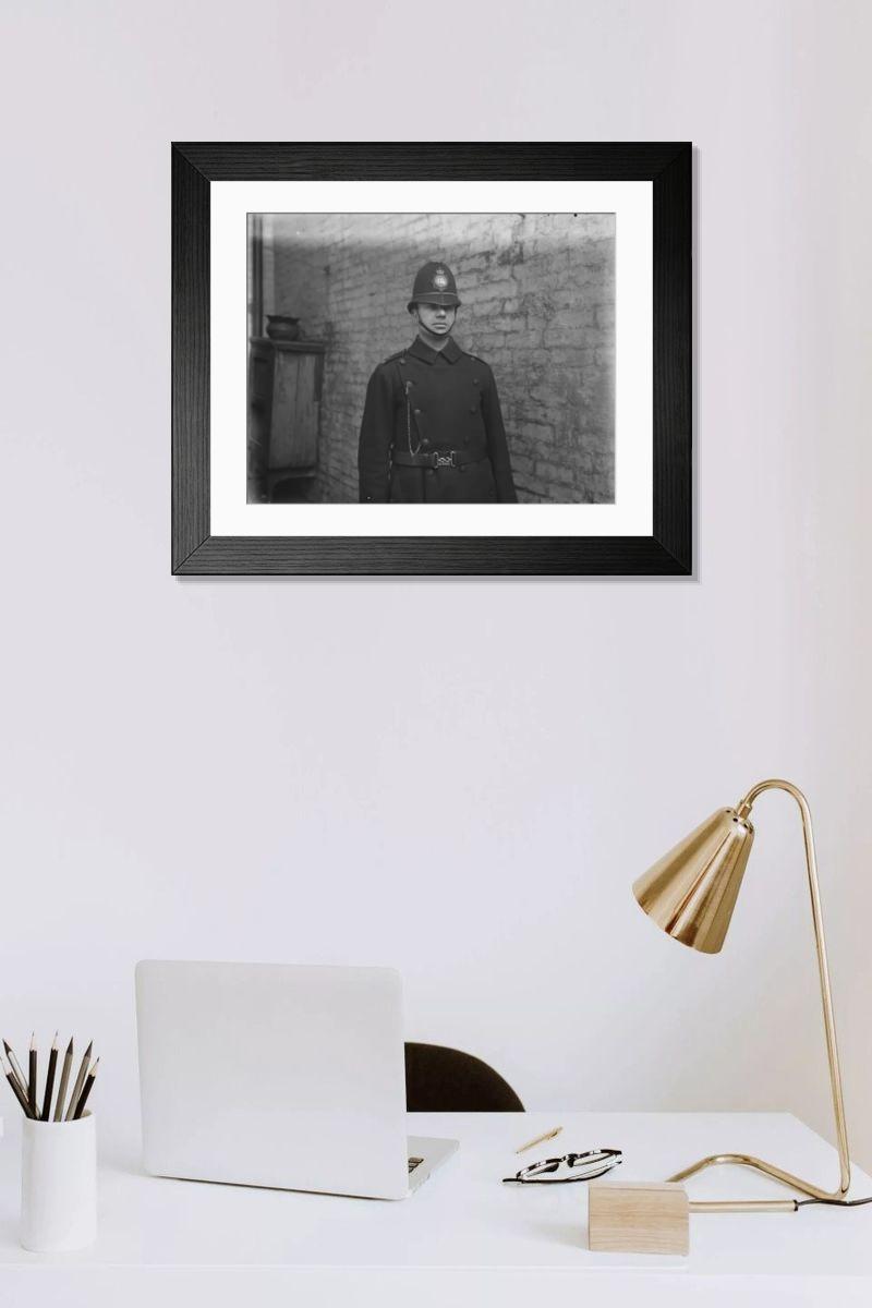 Shown hanging in a room: Modern 14"x12" (36x31cm)