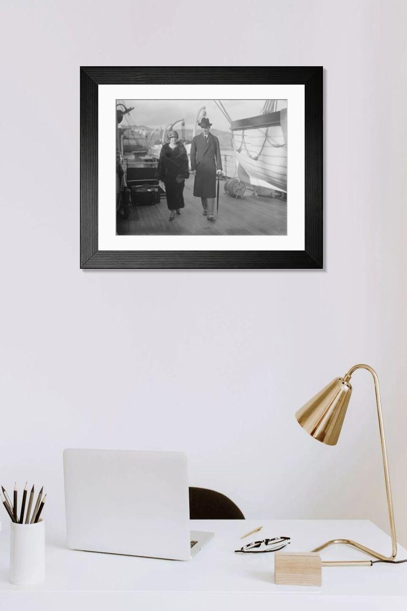 Shown hanging in a room: Modern 14"x12" (36x31cm)
