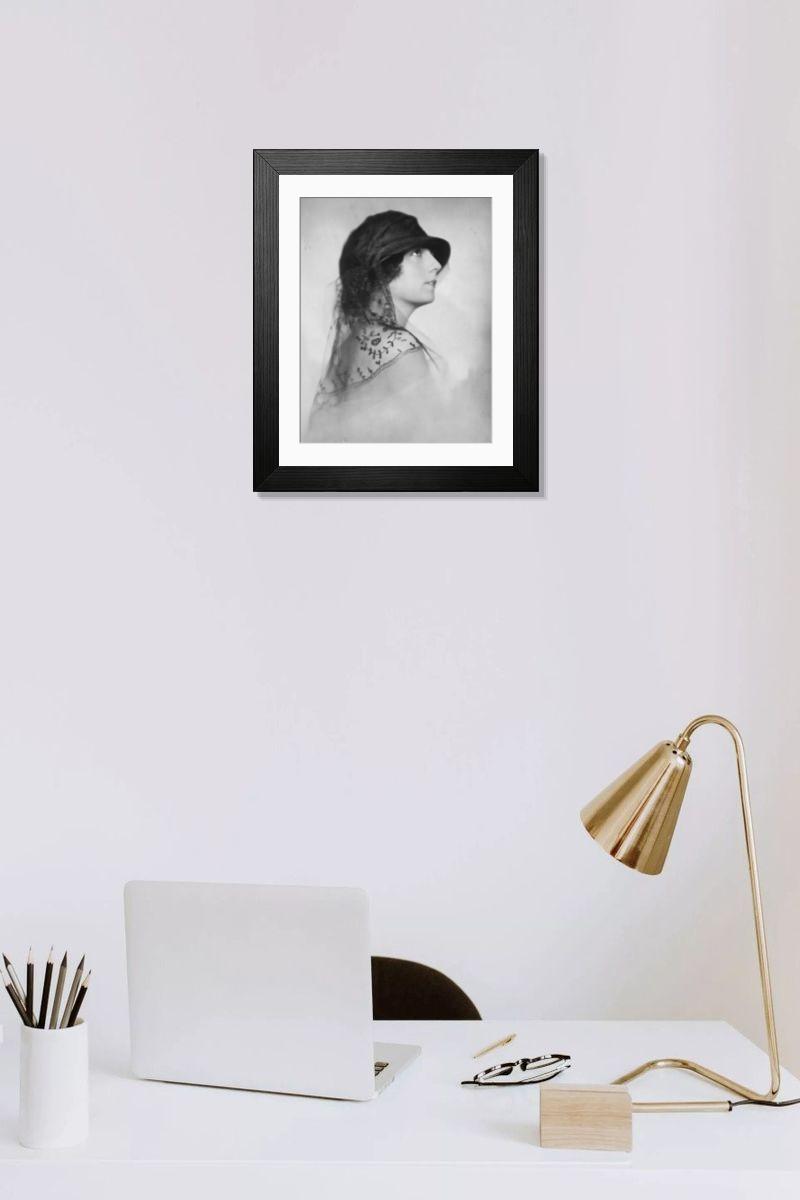 Shown hanging in a room: Modern 14"x12" (36x31cm)