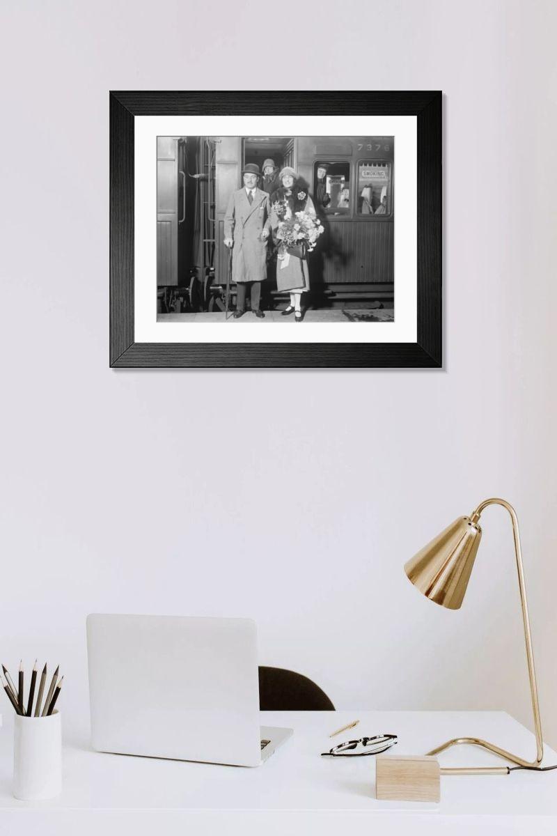 Shown hanging in a room: Modern 14"x12" (36x31cm)