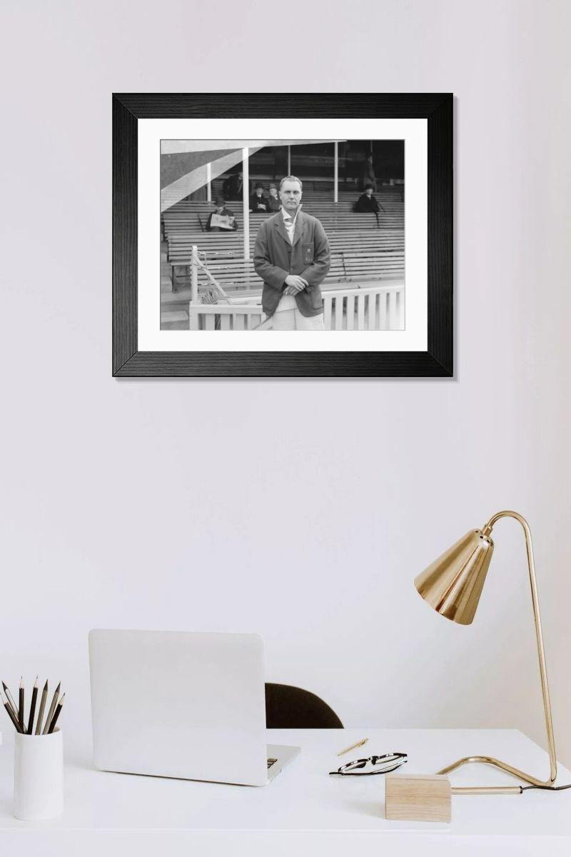 Shown hanging in a room: Modern 14"x12" (36x31cm)