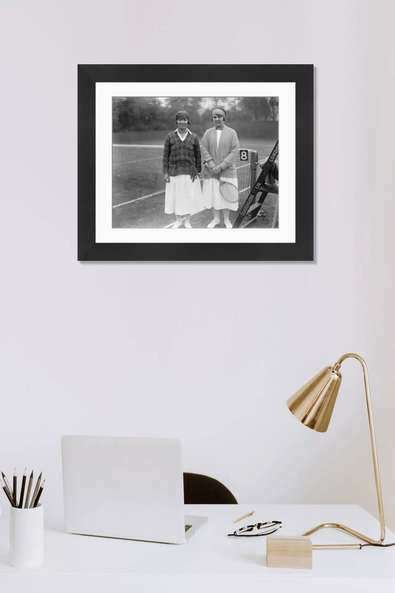Shown hanging in a room: Modern 14"x12" (36x31cm)