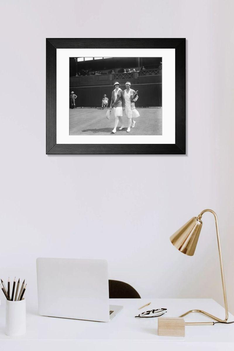 Shown hanging in a room: Modern 14"x12" (36x31cm)