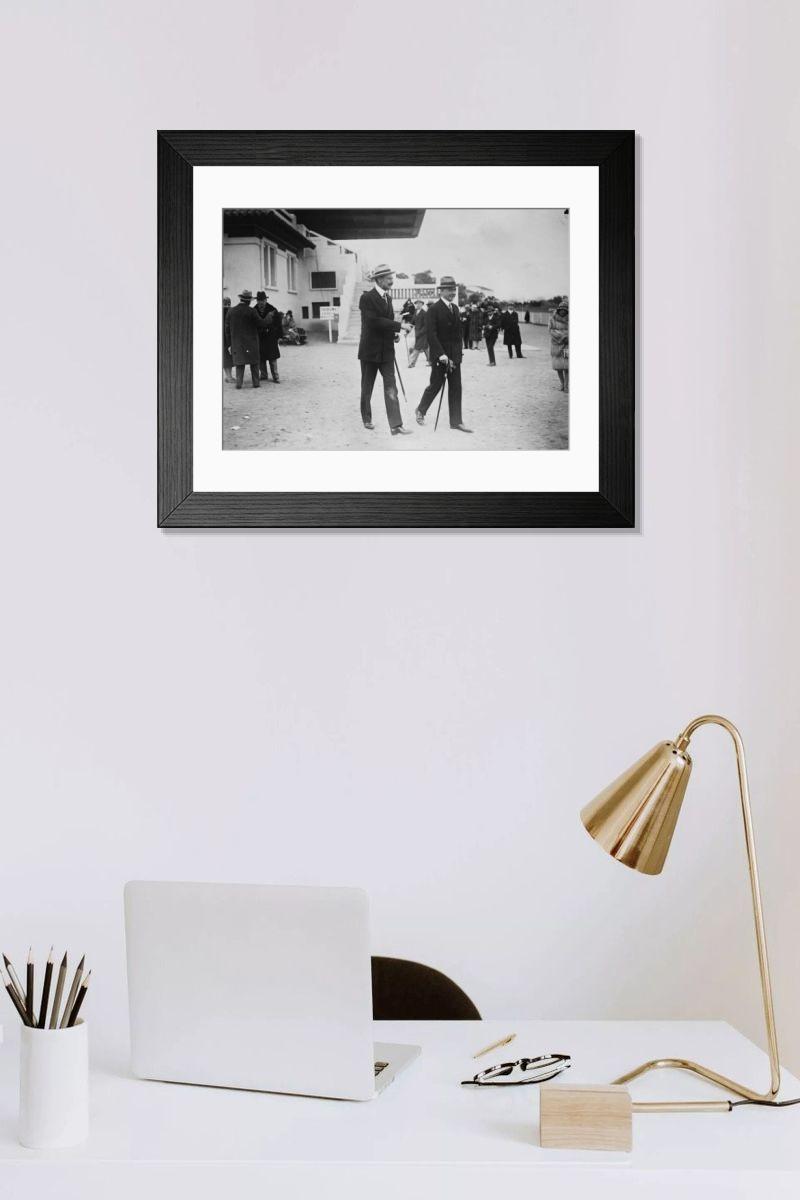 Shown hanging in a room: Modern 14"x12" (36x31cm)