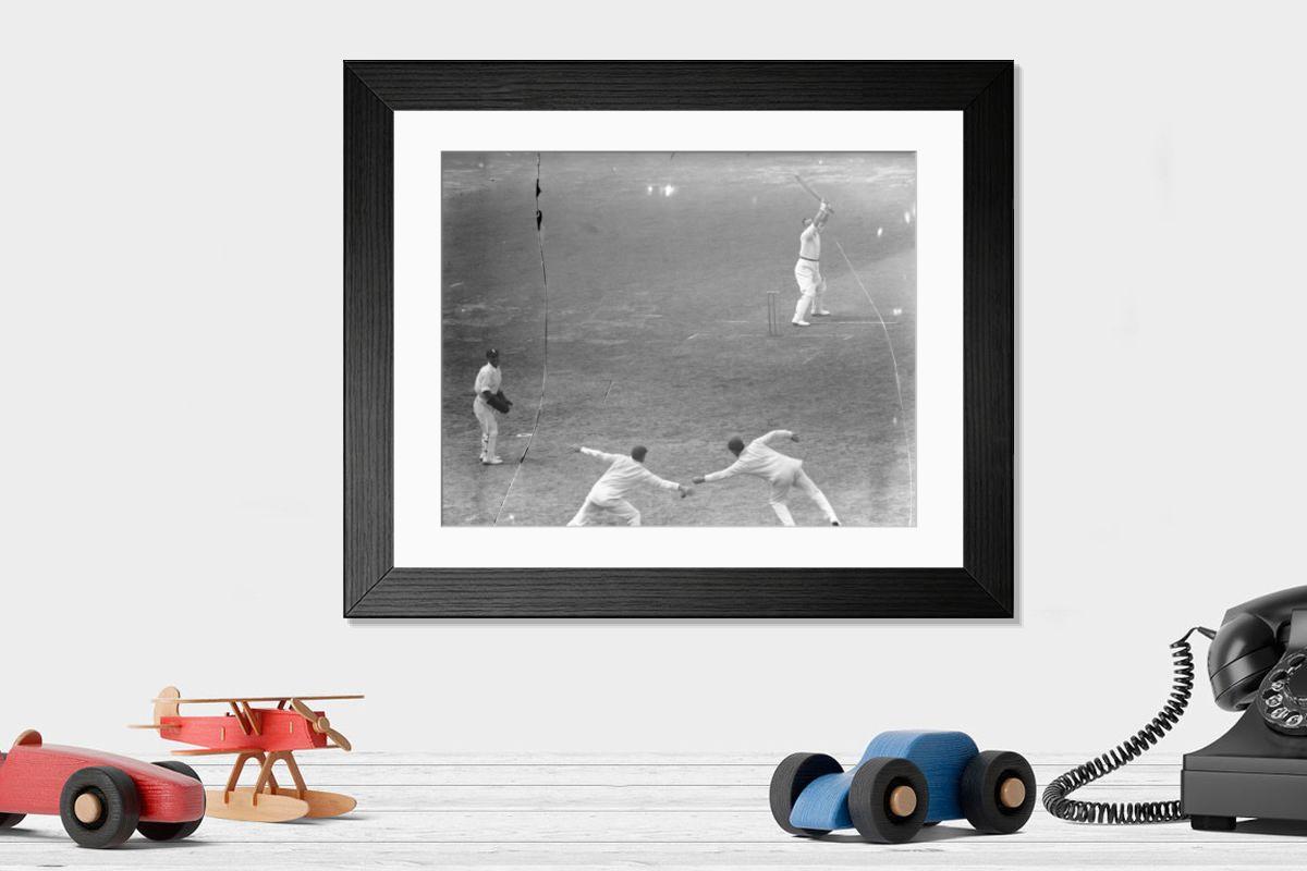 Shown hanging in a room: Modern 14"x12" (36x31cm)
