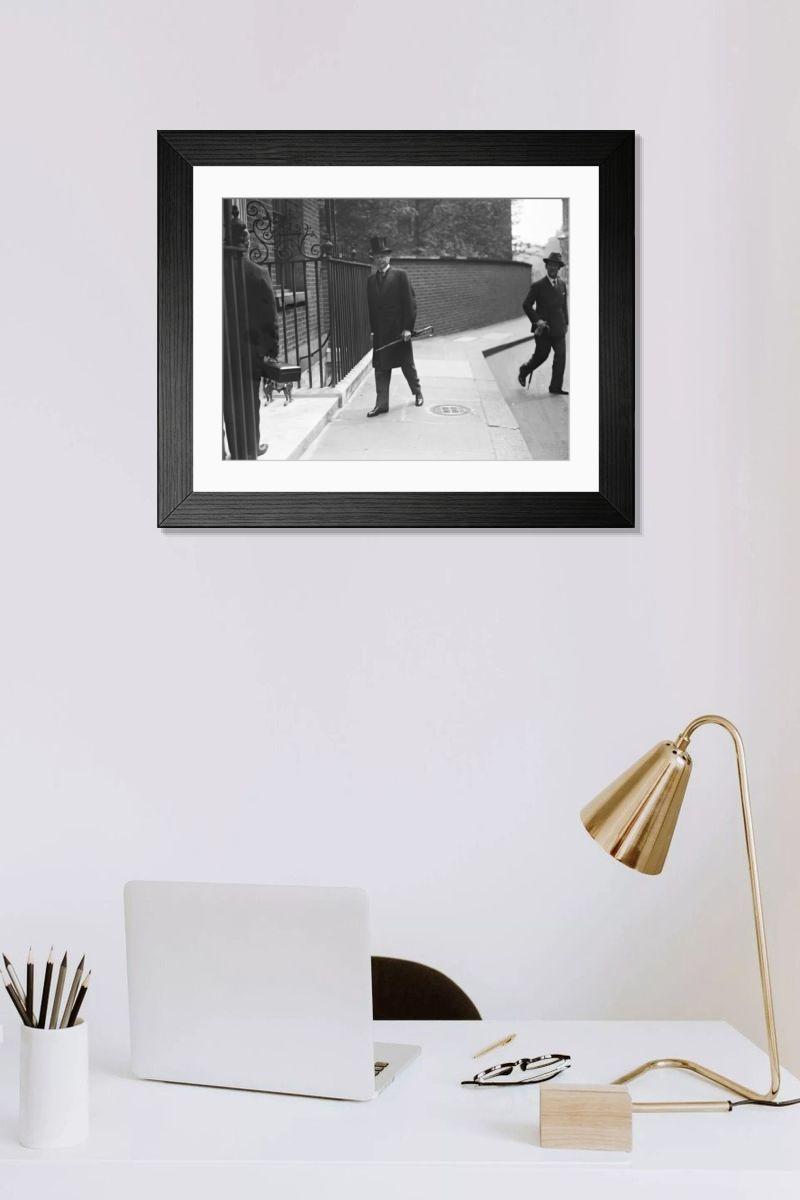 Shown hanging in a room: Modern 14"x12" (36x31cm)