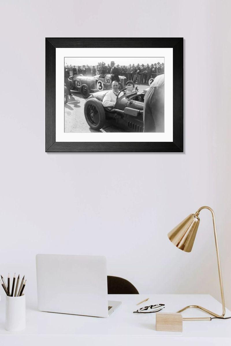 Shown hanging in a room: Modern 14"x12" (36x31cm)