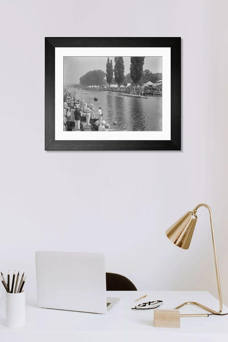 Shown hanging in a room: Modern 14"x12" (36x31cm)