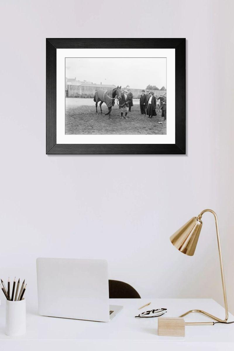 Shown hanging in a room: Modern 14"x12" (36x31cm)