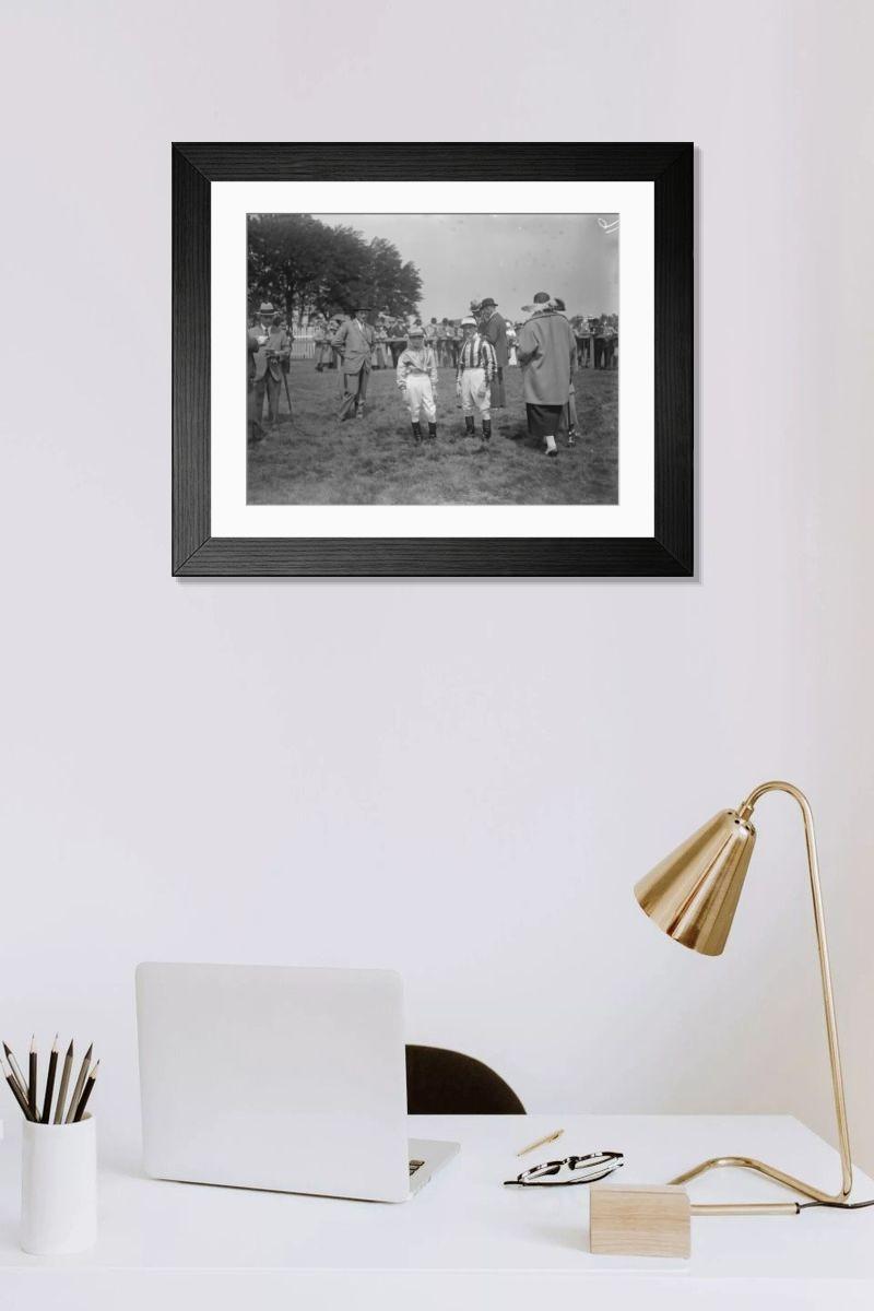 Shown hanging in a room: Modern 14"x12" (36x31cm)