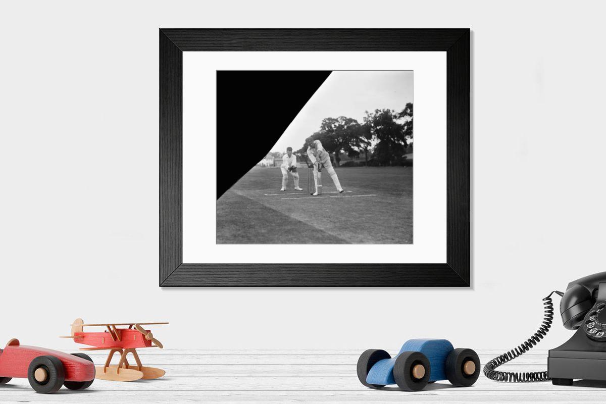 Shown hanging in a room: Modern 14"x12" (36x31cm)