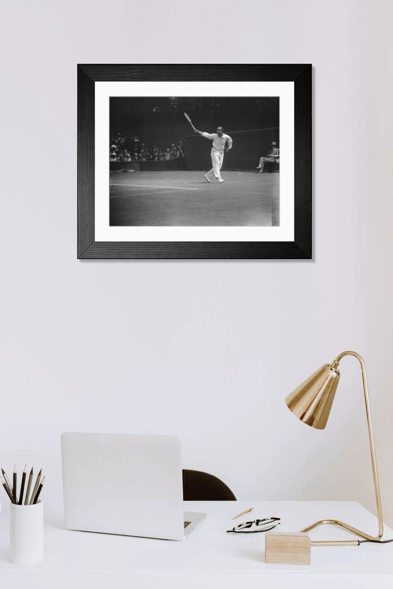 Shown hanging in a room: Modern 14"x12" (36x31cm)