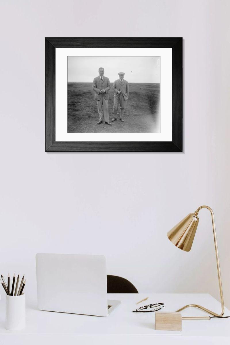 Shown hanging in a room: Modern 14"x12" (36x31cm)