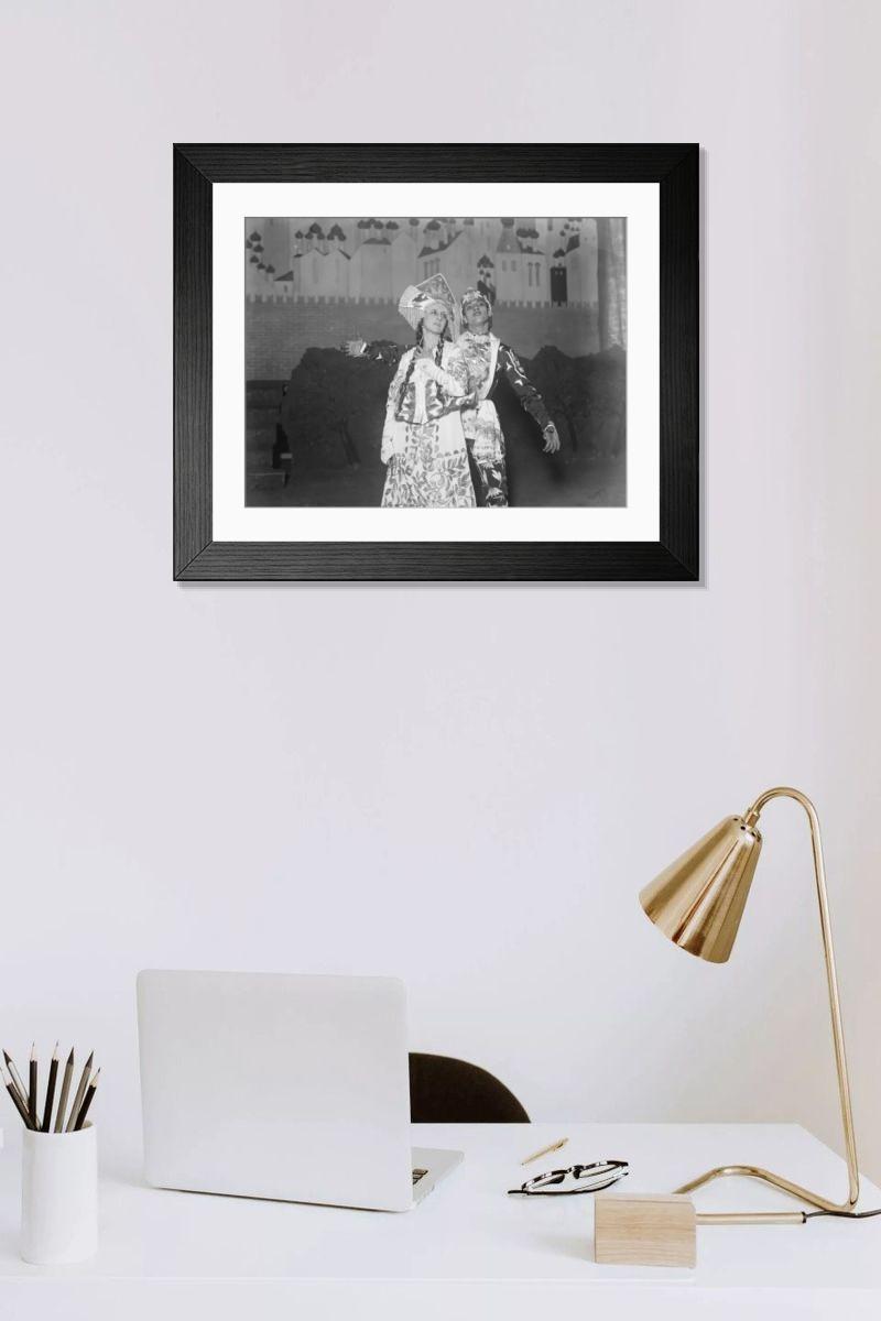 Shown hanging in a room: Modern 14"x12" (36x31cm)