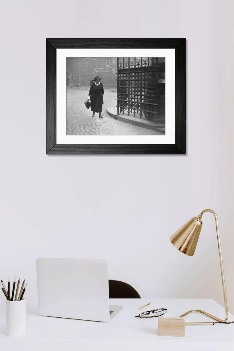 Shown hanging in a room: Modern 14"x12" (36x31cm)