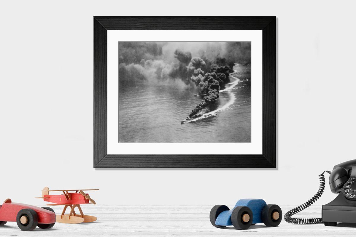 Shown hanging in a room: Modern 14"x12" (36x31cm)